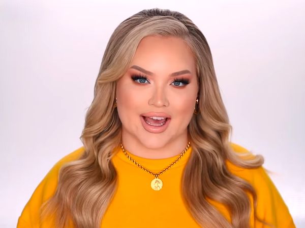 Beauty Blogger NikkieTutorials Reveals: 'I'm Transgender'