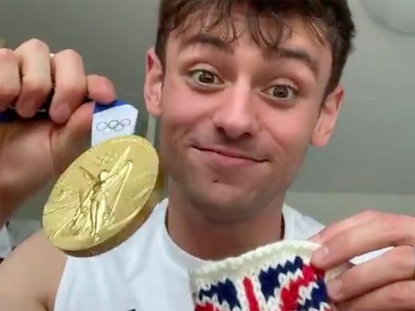 Watch: Fans Marvel at Gay Olympian Tom Daley's Knitting