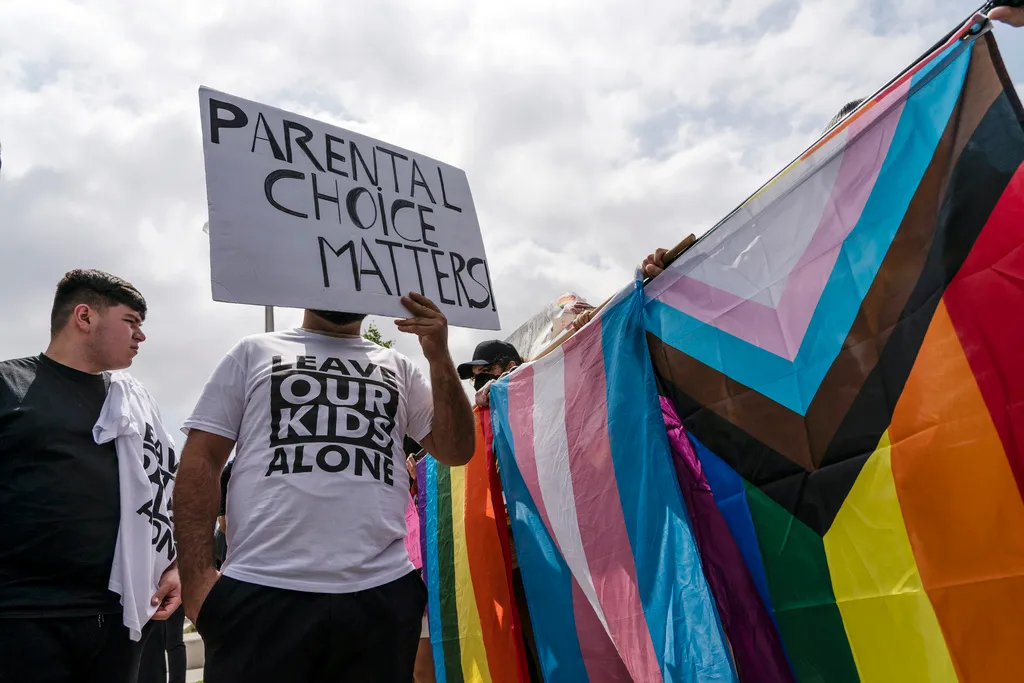 Protests Erupted Outside Los Angeles Elementary School's Pride Month Assembly
