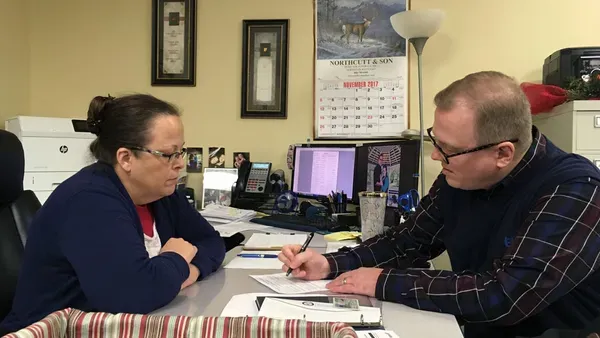 Jury Awards $100,000 to Kentucky Couple Denied Marriage License by Ex-County Clerk Kim Davis