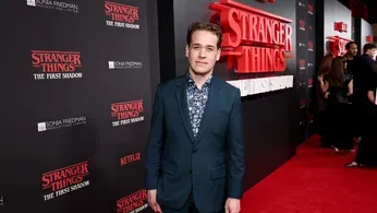 T.R. Knight Returns to Broadway in a Spectacular Fashion