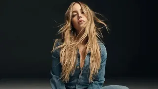 American Eagle Stands by Sydney Sweeney Campaign